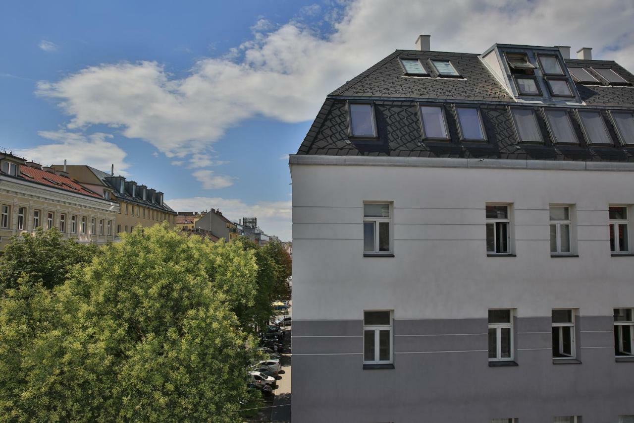 Ferienwohnung Sunny Penthouse With Terrace. Great View! Dg2 Wien Exterior foto